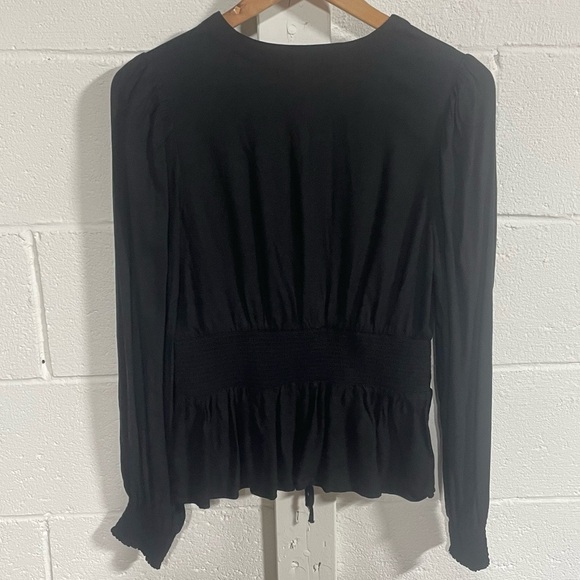 Old Navy Black Waist-Defined Smocked Tie-Front Blouse Sz Medium - Picture 4 of 4